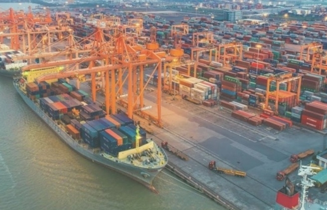 INFOGRAPHIC: Hơn 38 tỷ USD kim ngạch xuất nhập khẩu nửa đầu tháng 11/2025