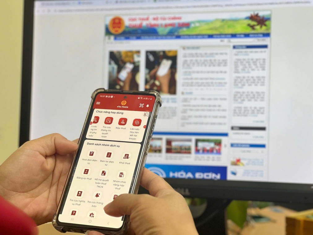 Thuế cơ sở 1 (Lạng Sơn): Hỗ trợ hộ kinh doanh sử dụng hiệu quả eTax Mobile.