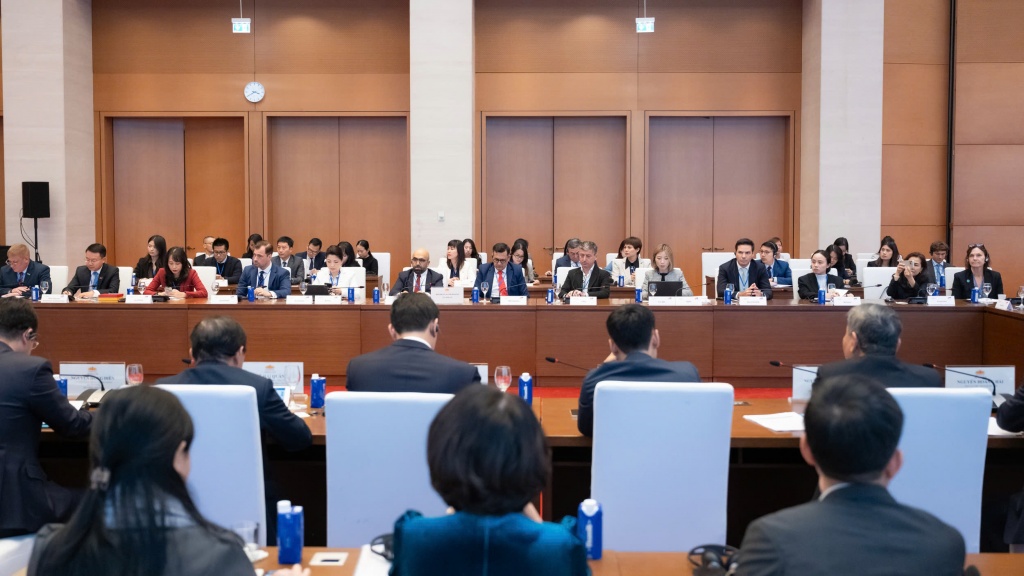 Cộng đồng doanh nghiệp châu Âu dành sự quan tâm lớn tới thị trường Việt Nam Cộng đồng doanh nghiệp châu Âu dành sự quan tâm lớn tới thị trường Việt Nam