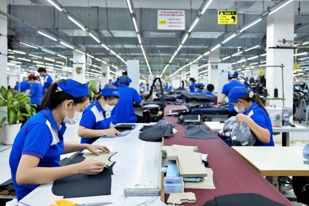 Xuất khẩu dệt may Việt Nam năm 2025 ước đạt 46 tỷ USD Xuất khẩu dệt may Việt Nam năm 2025 ước đạt 46 tỷ USD