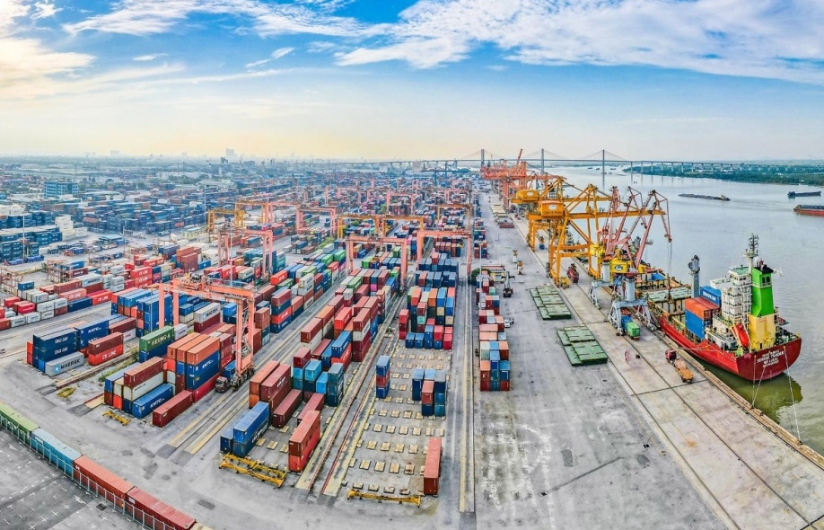 Chi tiết xuất nhập khẩu 34 tỉnh, thành phố trong tháng 10 và 10 tháng 2025