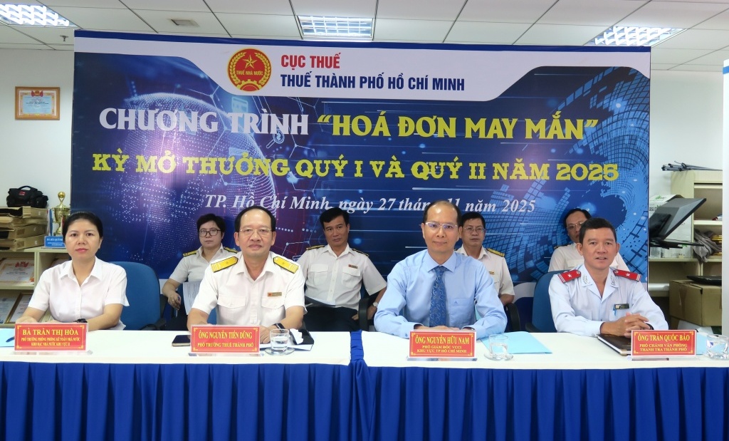 TP. Hồ Chí Minh: 164 cá nhân trúng thưởng chương trình hóa đơn may mắn