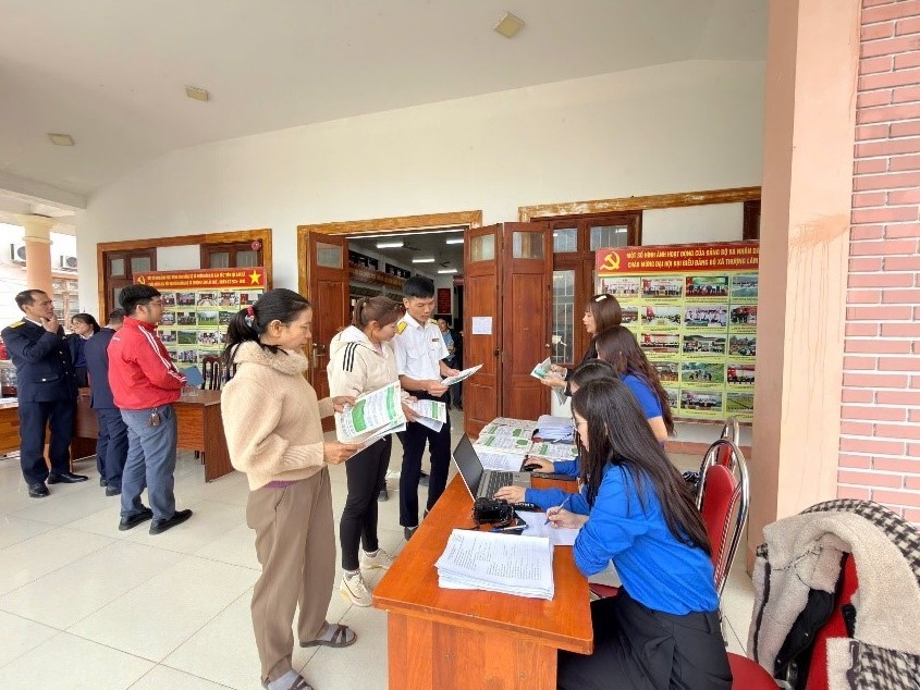 Thuế cơ sở 4 Tuyên Quang: Mở rộng kênh hỗ trợ hộ kinh doanh trên địa bàn