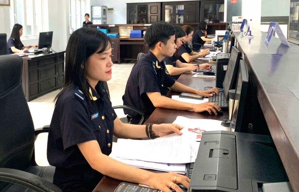 Hải quan khu vực IX vượt thu ngân sách 6,8%