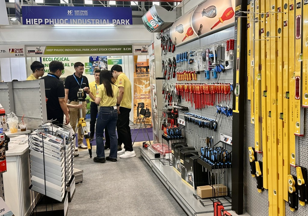 Vietnam Elevator Expo 2025 thu hút 150 gian hàng tiêu chuẩn quốc tế