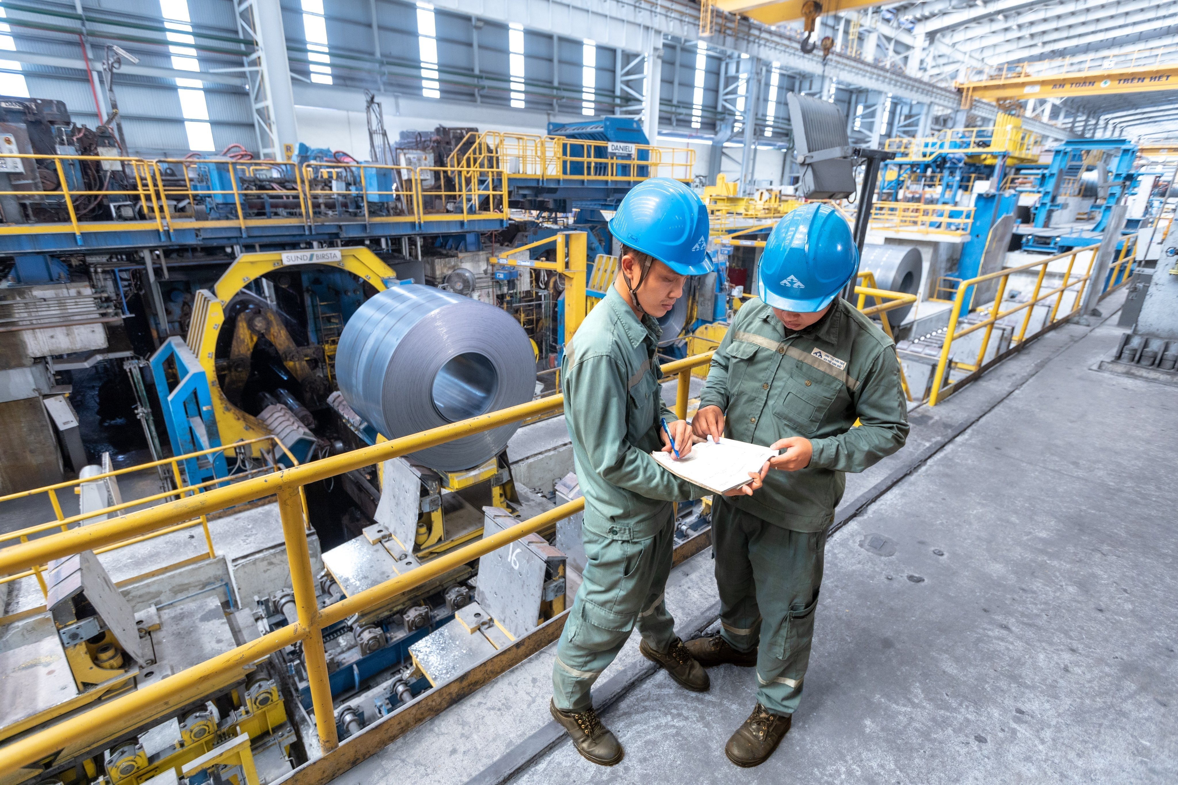 Doanh nghiệp Việt chủ động thích ứng trước biến động thương mại cuối năm