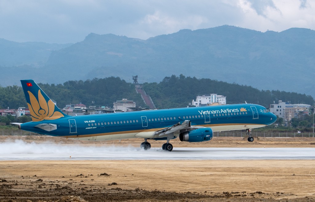 Vietnam Airlines chính thức mở đường bay thẳng TP. Hồ Chí Minh - Điện Biên