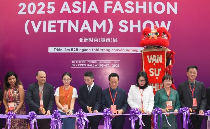 Thời trang Việt “bắt sóng” chuỗi cung ứng toàn cầu