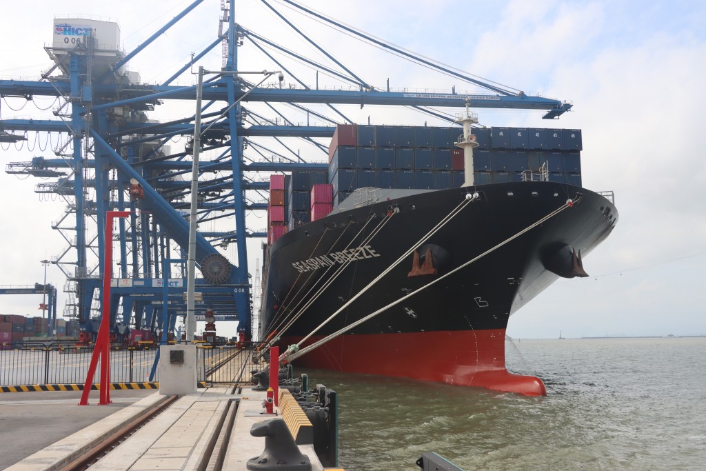 TP. Hải Phòng hỗ trợ Hải quan khu vực III thực hiện nhiệm vụ thu phí cảng biển