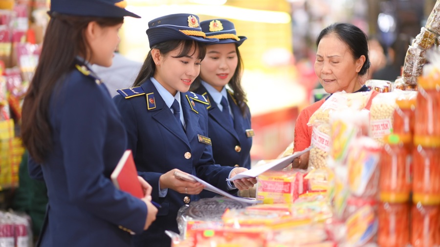 Quy định mới về đơn vị kiểm tra, xử lý các hành vi buôn lậu, hàng giả