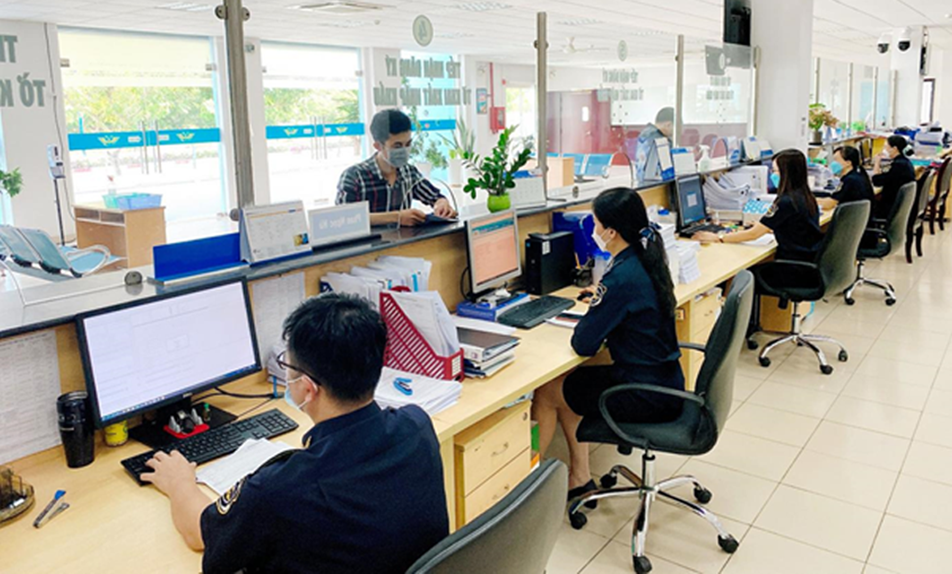 MEGASTORY: Hải quan Bình Dương 30 năm đồng hành cùng doanh nghiệp