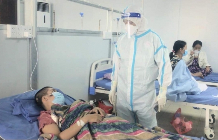 Tự ý dùng thuốc điều trị Covid-19: Nhiều nguy cơ tiềm ẩn