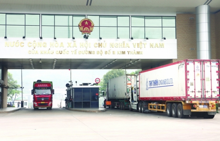 Hải quan cửa khẩu quốc tế Lào Cai thông quan hơn 1.700 xe hàng dịp nghỉ Quốc khánh