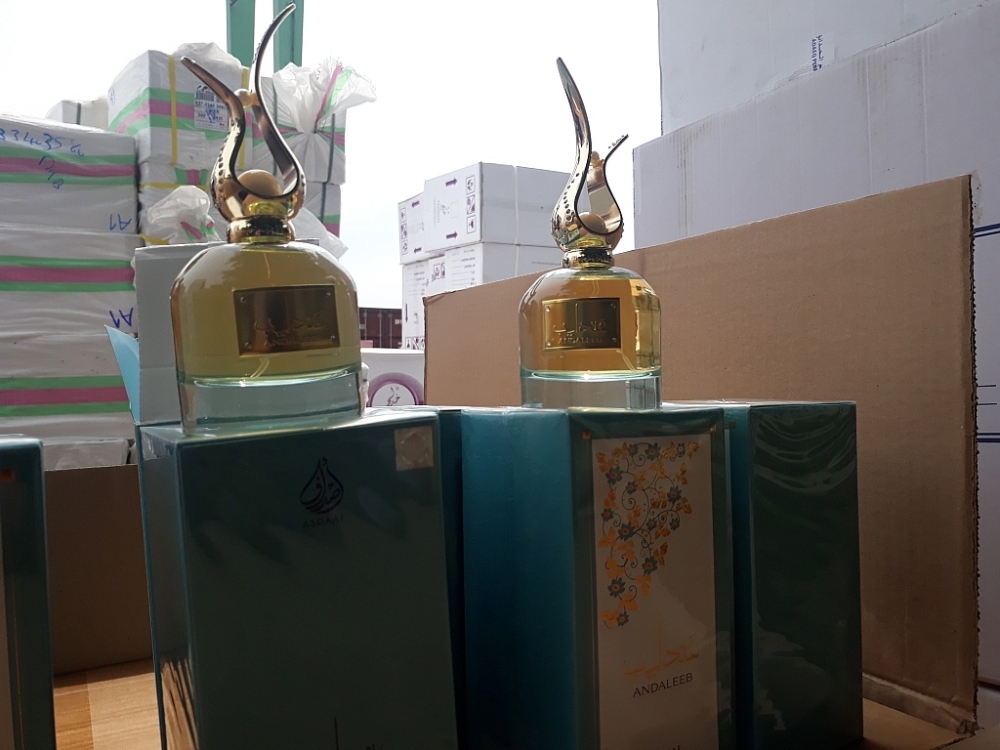 Chặn hàng lậu trên cả 3 tuyến trong mùa dịch