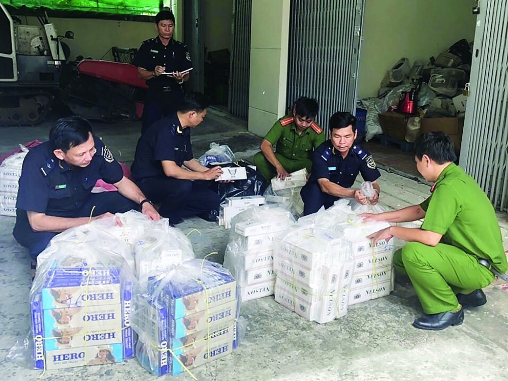 Trên 5.000 bao thuốc lá lậu do Hải quan Đồng Tháp chủ trì, phối hợp bắt giữ ngày 14/7/2022.	 Ảnh: ĐT