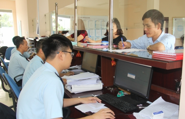 Hàng đi mượn chưa tái xuất, xác định có sai sót thì được khai bổ sung