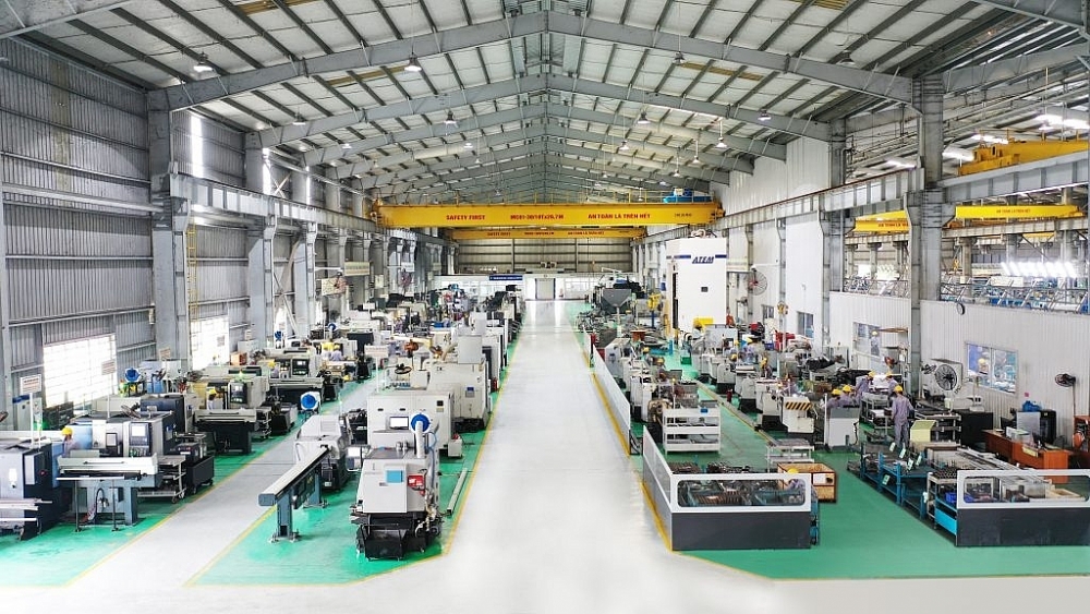 Xu hướng chuyển dịch sản xuất cơ khí – công nghiệp nặng từ các nước phát triển sang ASEAN và Việt Nam tạo nhiều dư địa lớn cho doanh nghiệp ngành CNHT. 	Ảnh: THACO Industries