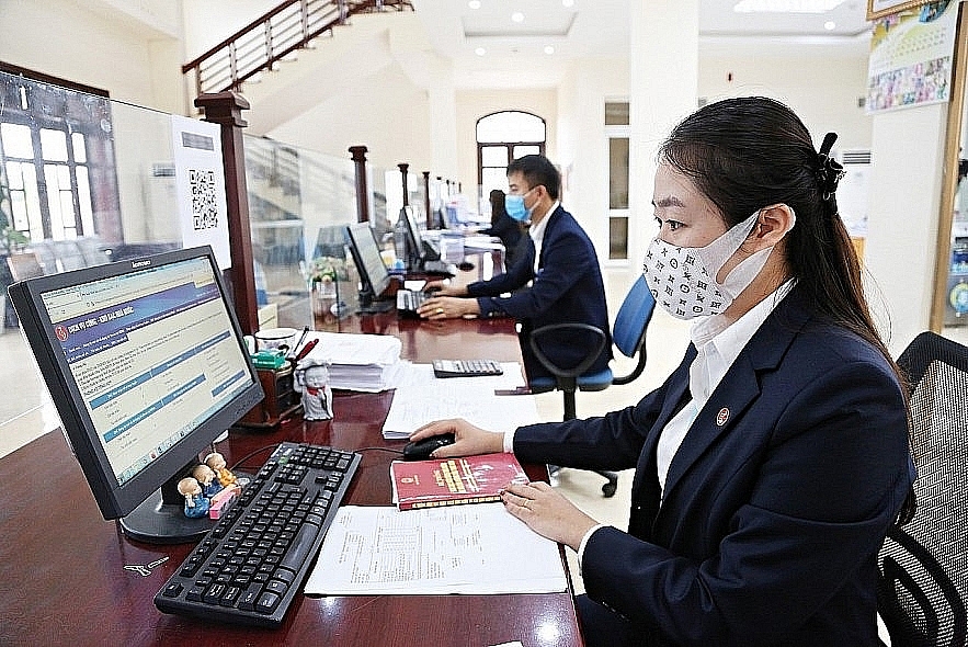 Ngành Tài chính tích cực thực hiện cải cách hành chính hướng tới mục tiêu hỗ trợ tốt nhất cho người dân, DN.  	Ảnh: ST