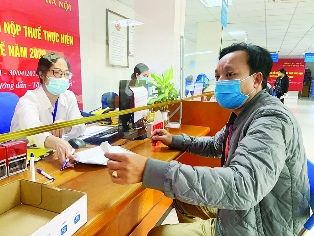 Đối tượng nào được gia hạn thuế và tiền thuê đất trong năm 2021?