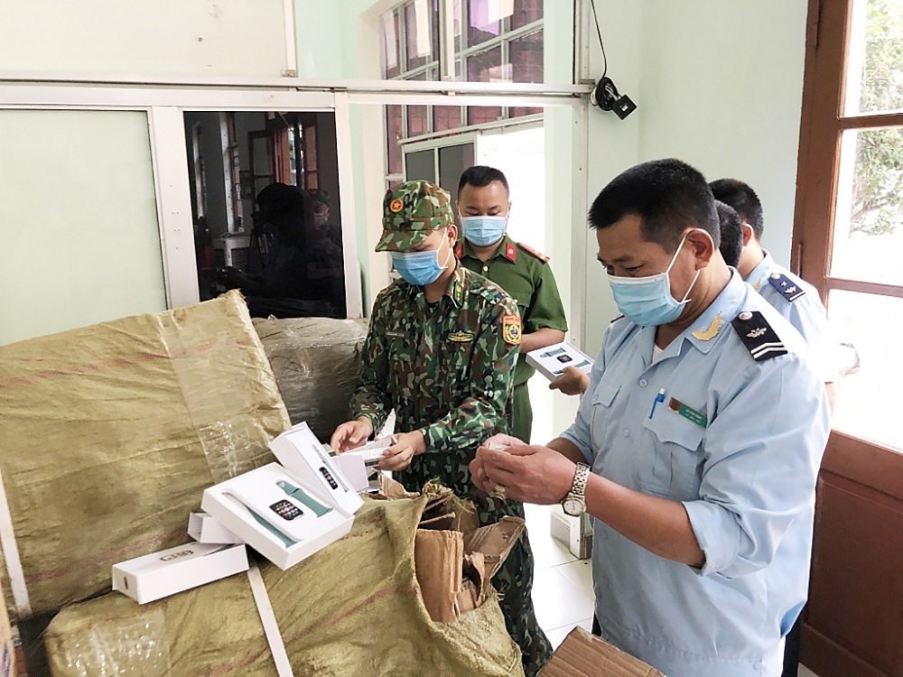 Gỡ vướng quy định về khắc phục hậu quả trong xử phạt vi phạm hành chính lĩnh vực hải quan