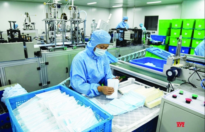 Đại dịch gây khó - Doanh nghiệp “ló khôn” - Bài 4: Hỗ trợ chống dịch, tranh thủ đẩy mạnh sản xuất, kinh doanh
