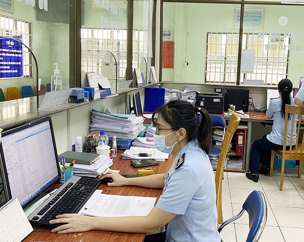 Hải quan Bình Dương hỗ trợ doanh nghiệp hồi phục hoạt động xuất nhập khẩu