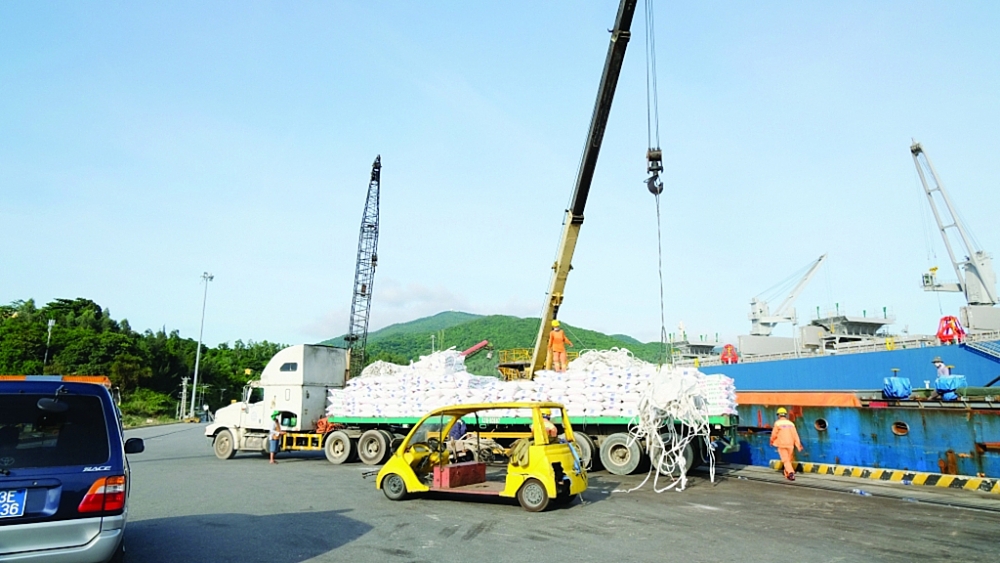 Sửa quy định quản lý đối với hàng hóa vận chuyển chịu sự giám sát hải quan