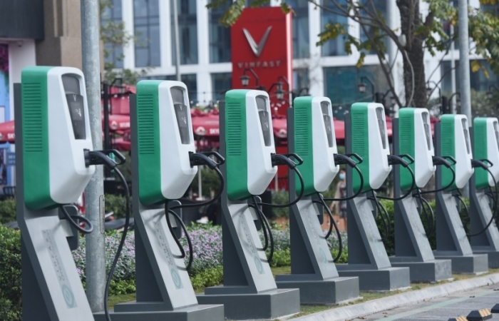 Lời giải cho những nỗi lo về pin ô tô điện