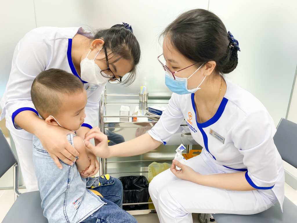 GSK và VNVC ký hợp tác đưa thêm nhiều vắc xin mới, số lượng lớn về Việt Nam