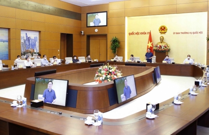 Chính phủ được ban hành Nghị quyết có những nội dung khác với luật định để phòng, chống dịch