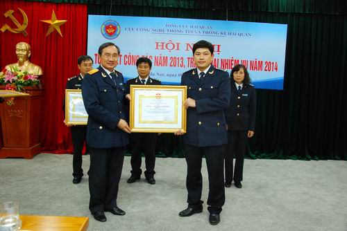 cntt la cong cu khong the thieu trong quan ly hai quan hien dai