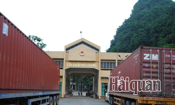 hang xuat khau bat ngo tang manh 168 tai cua khau soc giang cao bang