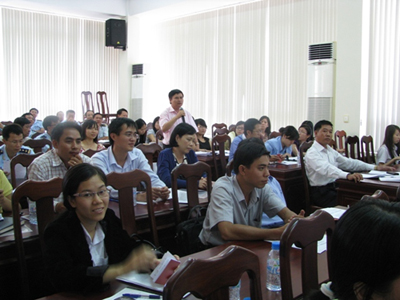 vuong mac thong quan hang nhap khau phuc vu dau khi