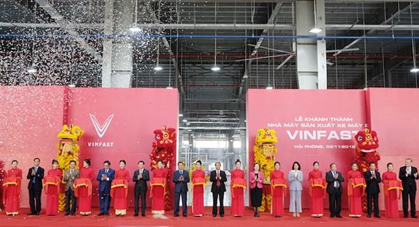 vinfast khanh thanh nha may san xuat va ra mat mau xe may dien thong minh