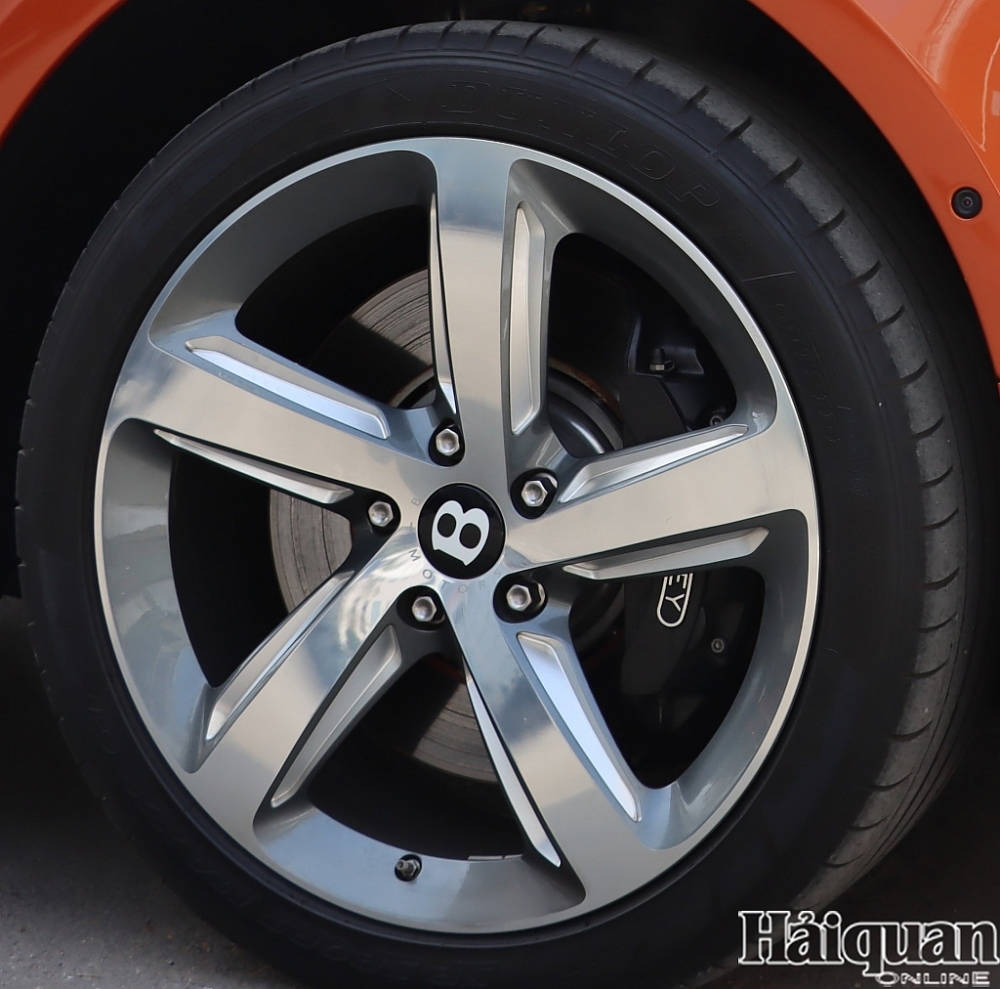 Siêu xe Bentley Mulsanne Speed ở Hà Nội