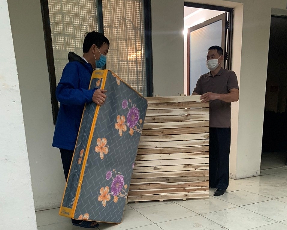 100% CBCC, người lao động Hải quan Hải Dương ở lại trụ sở để phòng dịch Covid-19