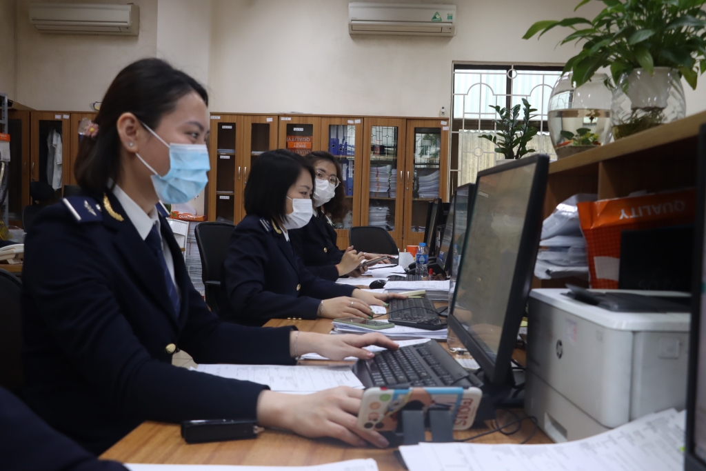 Ngành Hải quan thông quan lượng hàng hóa trị giá hơn 3 tỷ USD dịp Tết