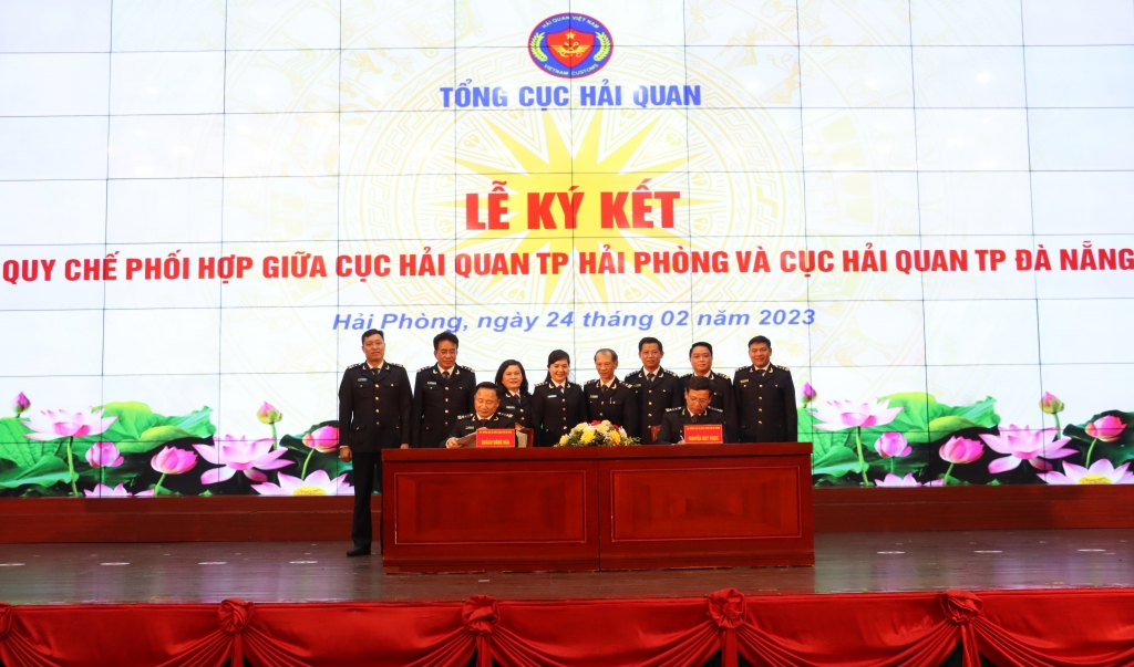 Cục Hải quan Hải Phòng- Cục Hải quan Đà Nẵng phối hợp tạo thuận lợi cho xuất nhập khẩu