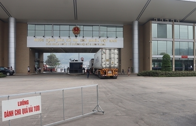 Kim ngạch xuất nhập khẩu tại Hải quan Lào Cai giảm mạnh