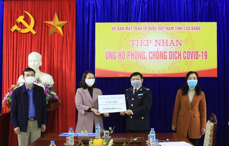 hai quan cao bang ung ho 30 trieu dong phong chong dich covid 19