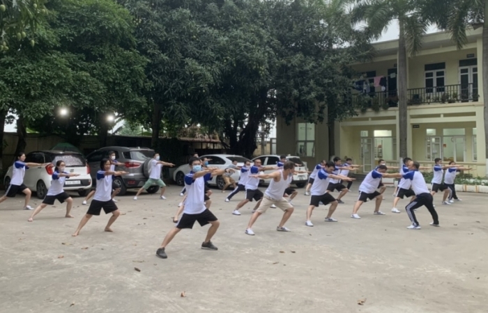 100% công chức ở lại trụ sở và hình ảnh yên bình ở Hải quan Hải Dương
