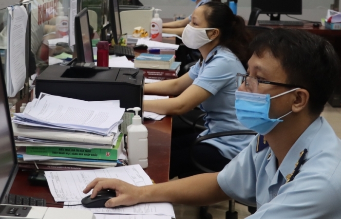 Hải quan Lào Cai khuyến khích làm việc trực tuyến để phòng dịch