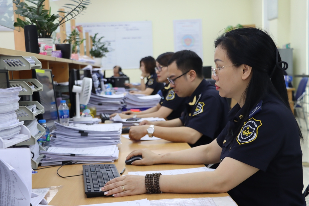 5 tháng, ngành Hải quan thu ngân sách gần 187 nghìn tỷ đồng