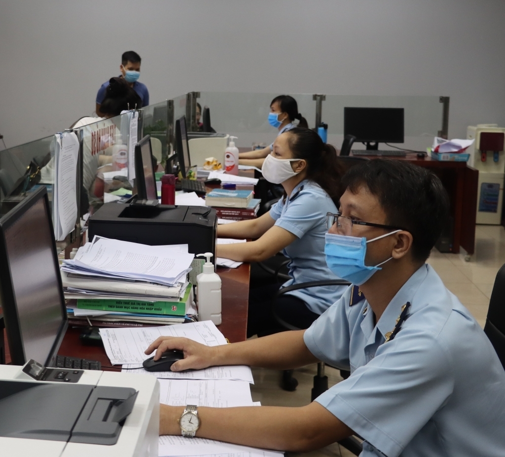 Hải quan cửa khẩu Lào Cai thông quan lượng hàng hóa trị giá 6 triệu USD trong 4 ngày nghỉ