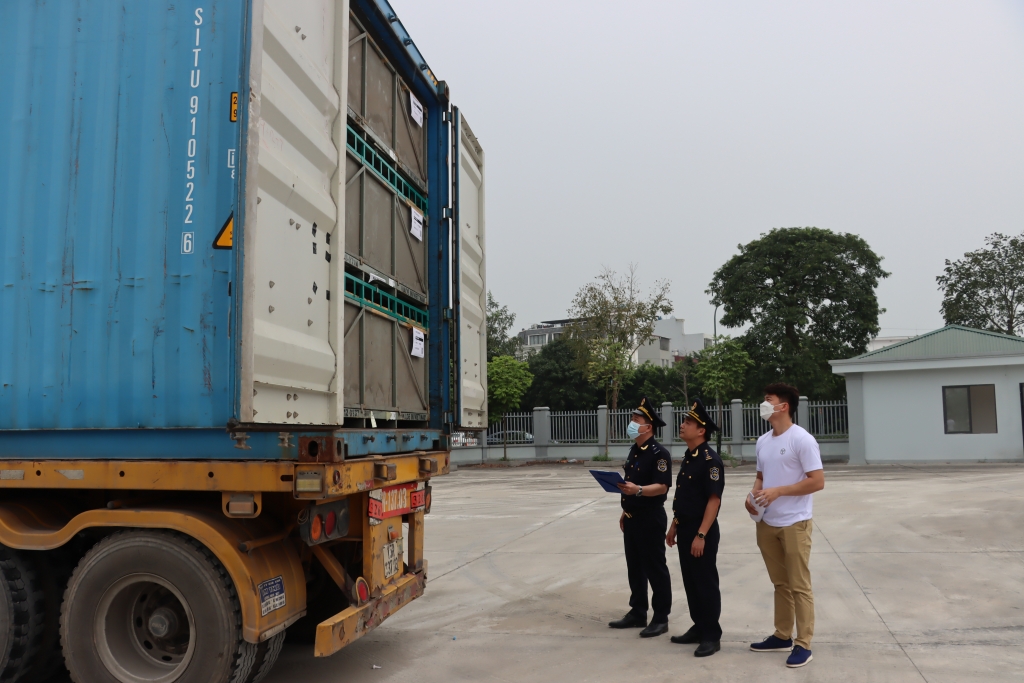 Hải quan Bắc Ninh làm thủ tục cho lượng hàng hóa đạt kim ngạch 135 tỷ USD