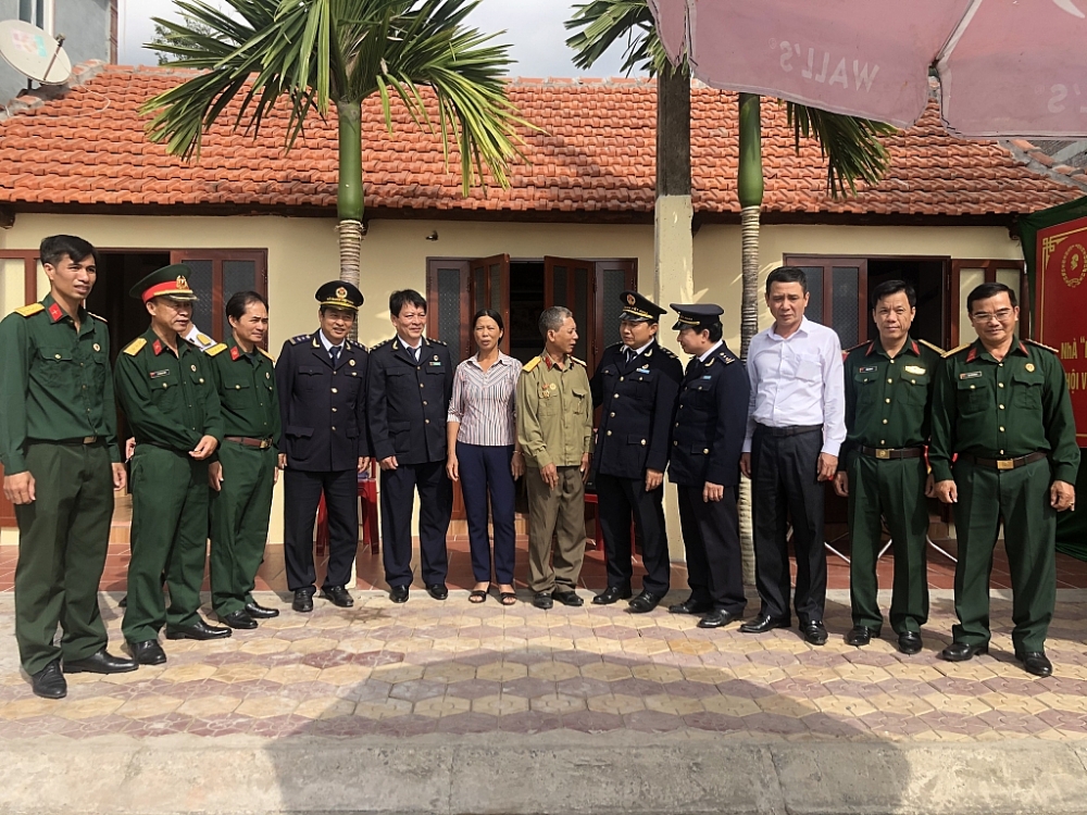Hải quan Hải Phòng hỗ trợ xây nhà “Nghĩa tình đồng đội” tặng cựu chiến binh