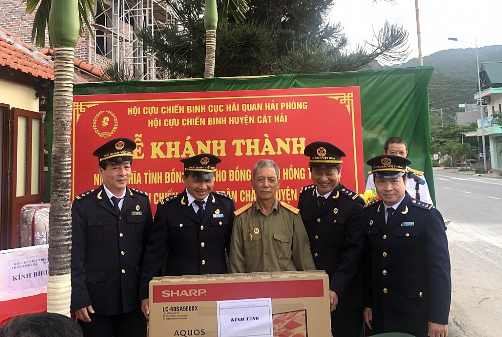 Hải quan Hải Phòng hỗ trợ xây nhà “Nghĩa tình đồng đội” tặng cựu chiến binh