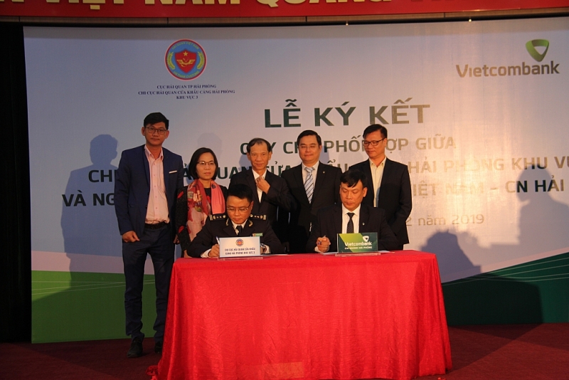 2 don vi hai quan ngan hang dau tien o hai phong thuc hien chuong trinh doanh nghiep nho thu