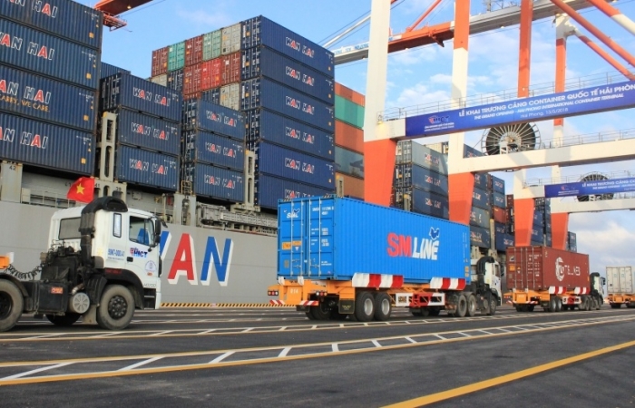 Xuất nhập khẩu tiến sát mốc 500 tỷ USD
