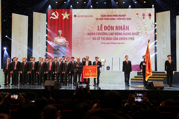 agribank hanh trinh mang dau an tam nong